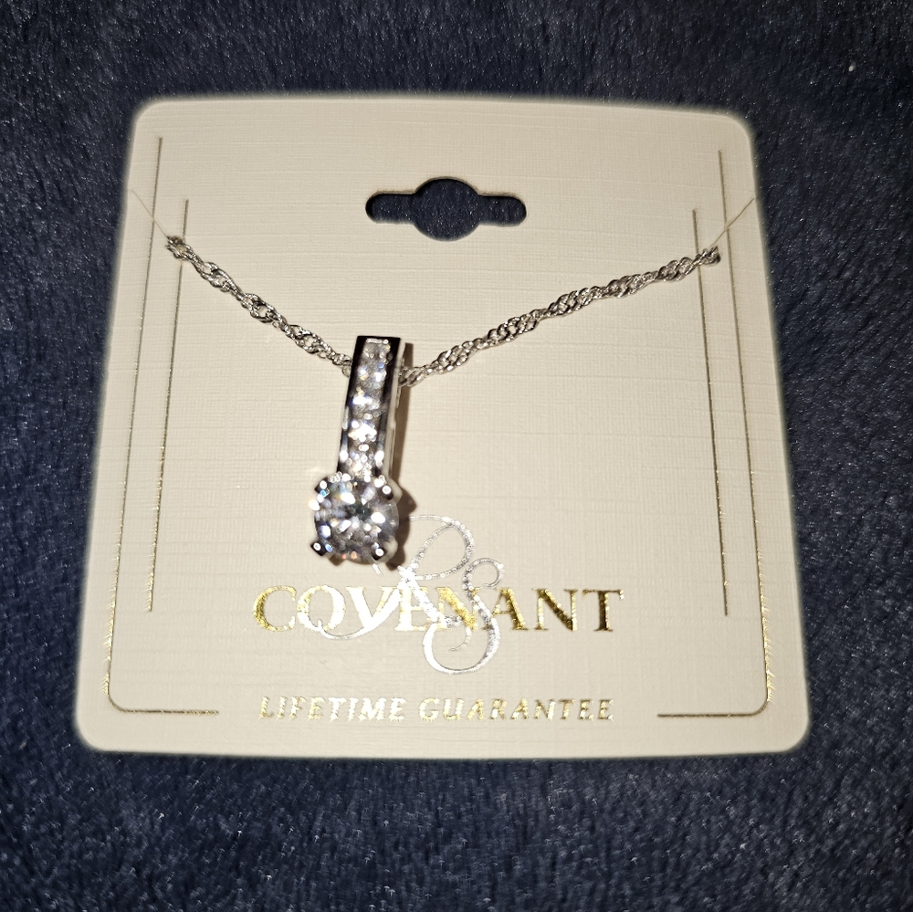 Small lot of jewelry